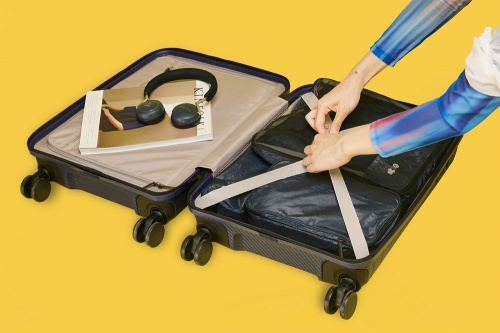Чемодан Lightweight Luggage S, черный фото 4